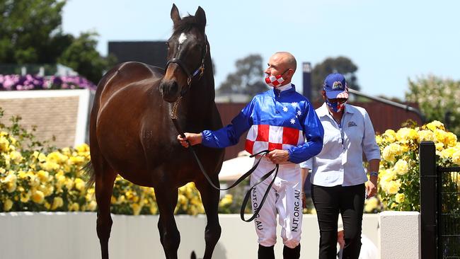 Jockey Glen Boss and three time Melbourne Cup winning mare Makybe Diva. Picture: Robert Cianflone/Getty Images for the VRC