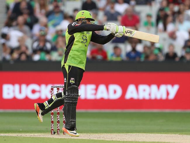 MELBOURNE, AUSTRALIA - JANUARY 20:  Usman Khawaja of the Thunder bats during the Big Bash League match between the Melbourne Stars and the Sydney Thunder at Melbourne Cricket Ground on January 20, 2018 in Melbourne, Australia.  (Photo by Mark Metcalfe/Getty Images)