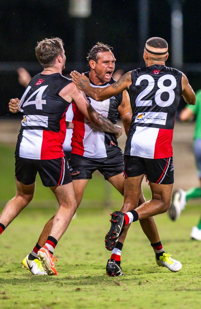 Steven Motlop playing for Southern Districts in the 2024-25 NTFL semi-final against the Nightcliff Tigers. Picture: Patch Clapp / AFLNT Media