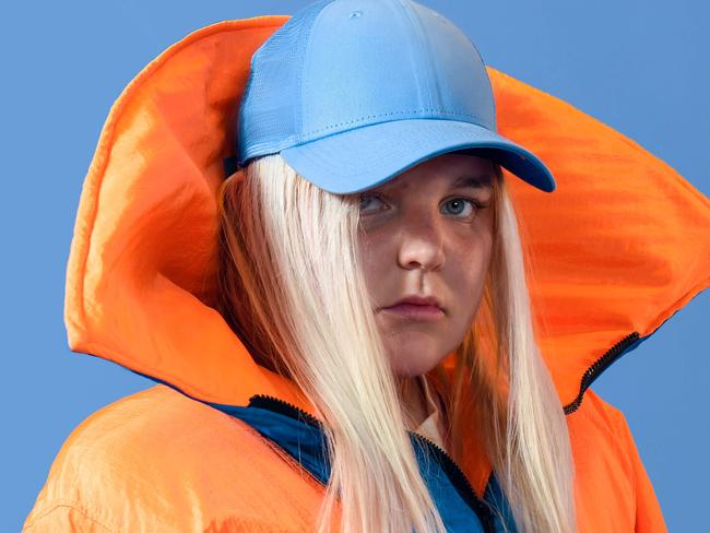 This handout picture taken on November 26, 2018 and released by Lemon Tree Music to AFP on November 20, 2019 shows 19-year-old Toni Watson, a musician who goes by the stage name Tones and I. - A few short months ago she was singing on the streets, now Down Under sensation Watson sits at the top of global charts with a catchy breakthrough single. (Photo by LEMON TREE MUSIC / Lemon Tree Music / AFP) / --EDITORS NOTE -- RESTRICTED TO EDITORIAL USE MANDATORY CREDIT 