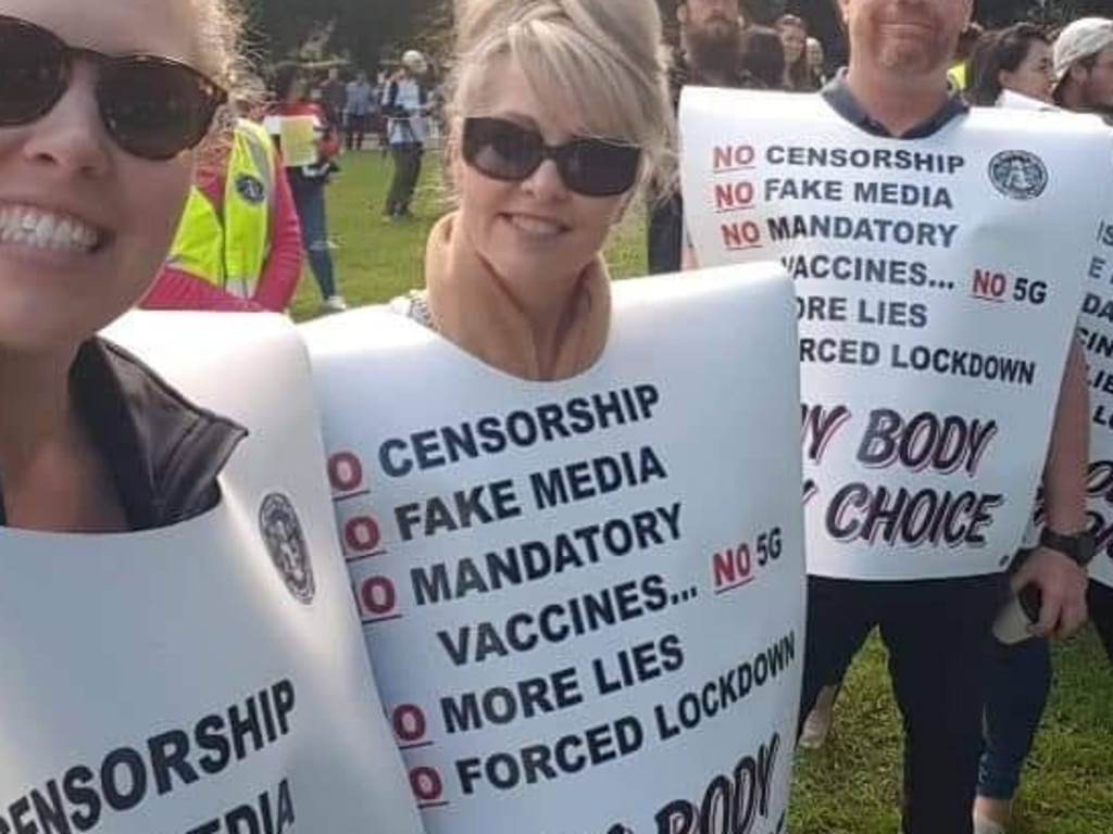 Nicole Watson Zahra (centre) saluted Therese Kerr’s post about Victorian Health having ‘no factual evidence’ that tests could identify COVID-19. Picture: Facebook.