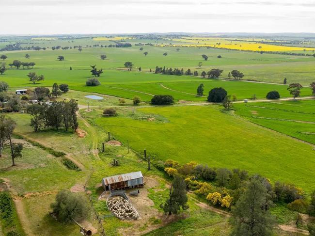 This mixed farming property in Wagga Wagga is for sale