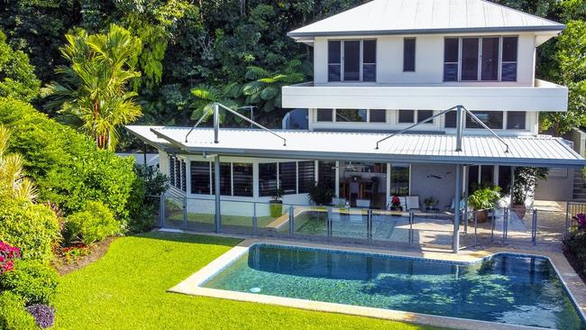 120 Nolan St Whitfield sold for $1.55m. Picture: supplied.