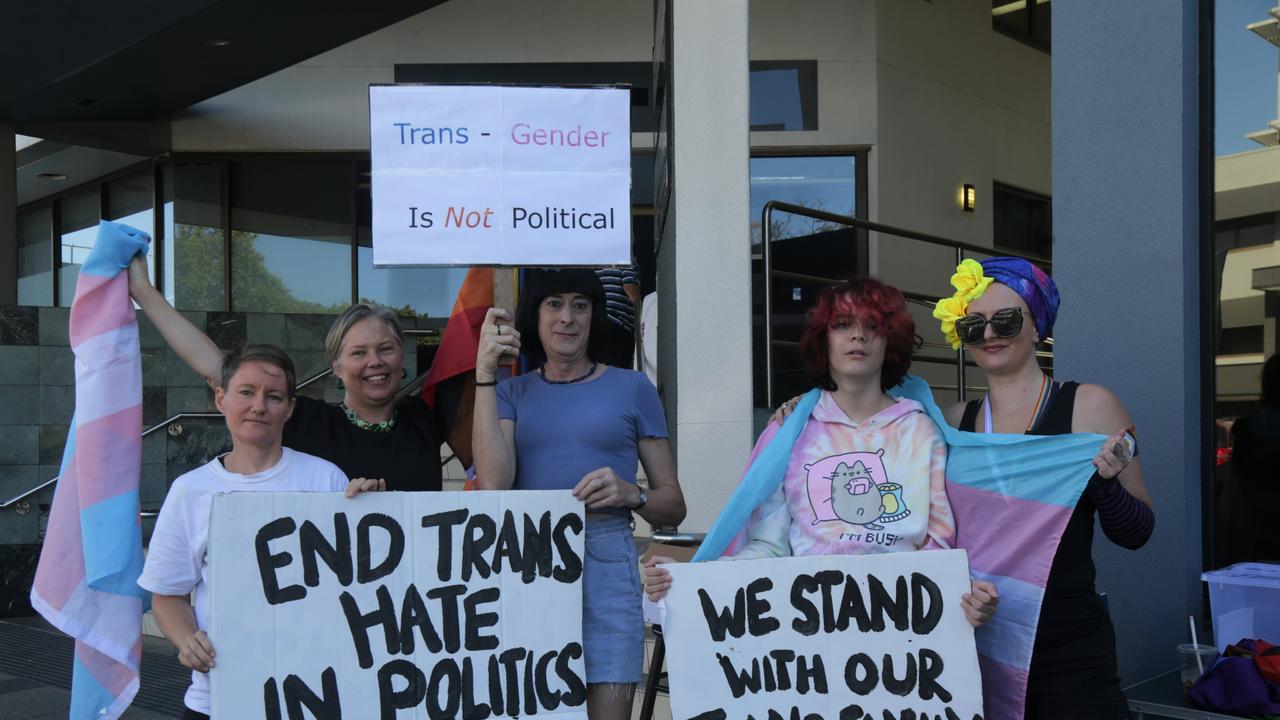 Pause on gender therapy increases suicide risk, GPs say