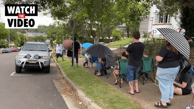 Ipswich residents wait hours for COVID-19 tests