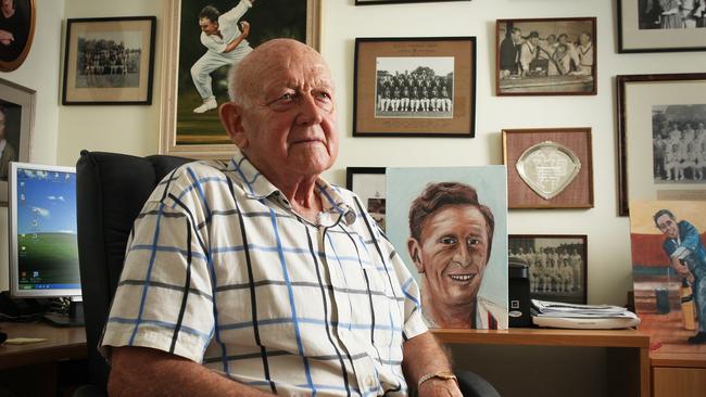 Frank Tyson, 80, at his home on the Gold Coast, in 2010.