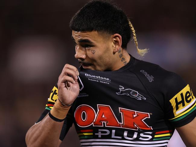 PENRITH, AUSTRALIA - SEPTEMBER 09:  Taylan May of the Panthers is sent to the sin-bin by referee Gerard Sutton during the NRL Qualifying Final match between the Penrith Panthers and the Parramatta Eels at BlueBet Stadium on September 09, 2022 in Penrith, Australia. (Photo by Mark Kolbe/Getty Images)