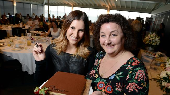 Afternoon Tea with Julie Goodwin... Dessert winner Irena Srbinovska and Julie Goodwin in 2013.