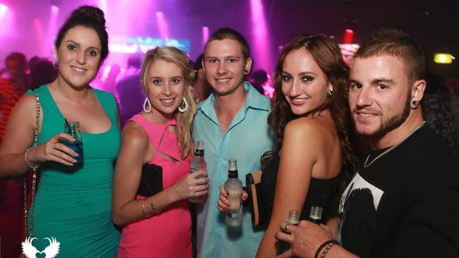 Casey Anne, Carlie Martin, Brayden Pringle, Elisabeth Breckenridge and Andrew Milky Doughan.