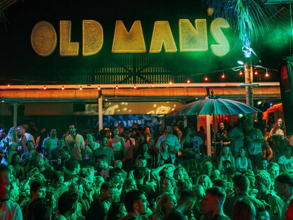 Old Man's is another extremely popular haunt among Aussie tourists.