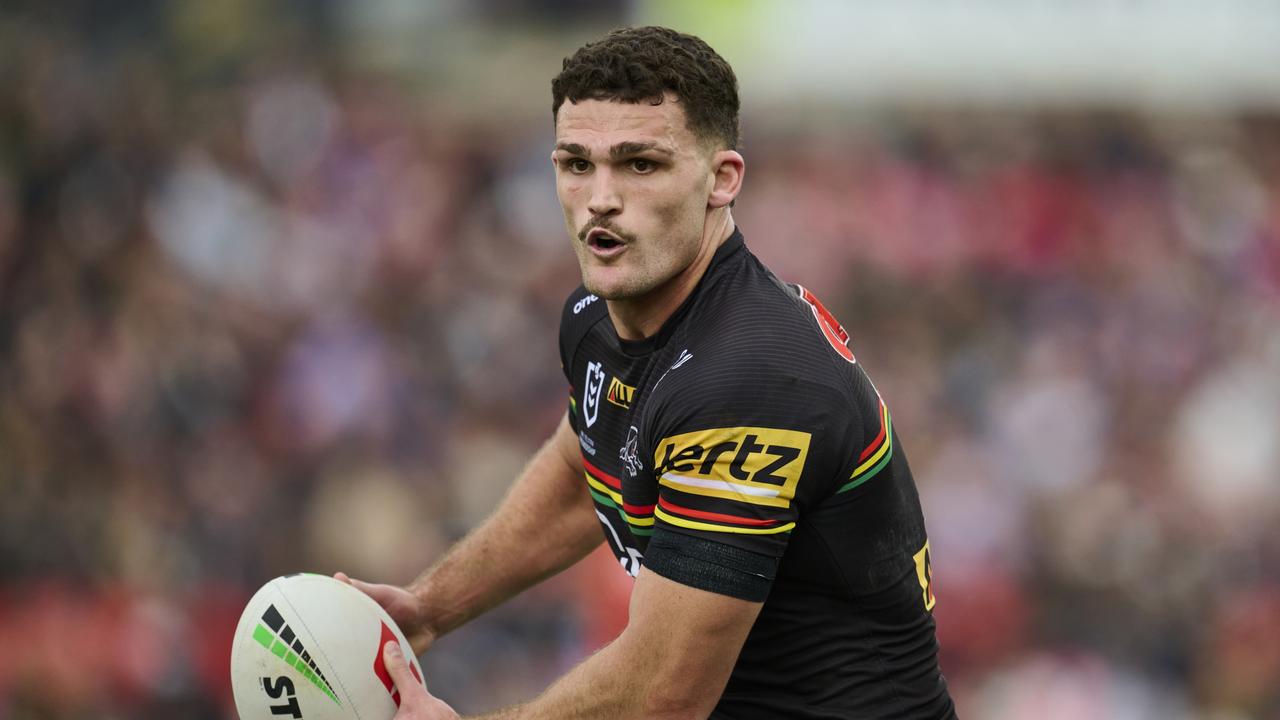 PENRITH, AUSTRALIA - AUGUST 04: Nathan Cleary of the Panthers runs the ball during the round 22 NRL match between Penrith Panthers and Newcastle Knights at BlueBet Stadium, on August 04, 2024, in Penrith, Australia. (Photo by Brett Hemmings/Getty Images)