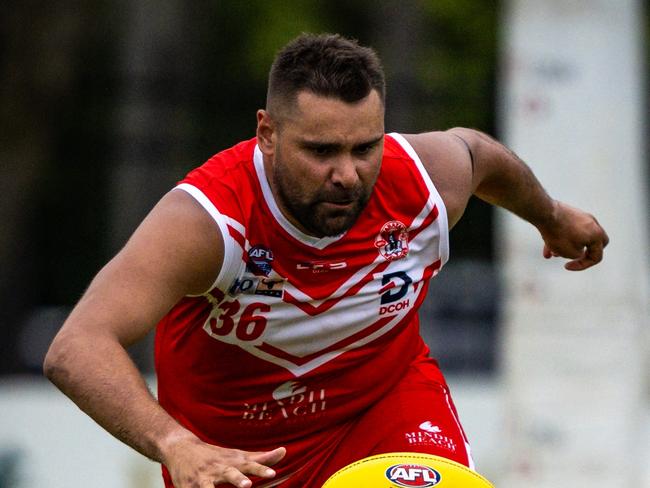 Arnold Kirby playing for Waratah in the 2024-25 NTFL season. Picture: Patch Clapp / AFLNT Media