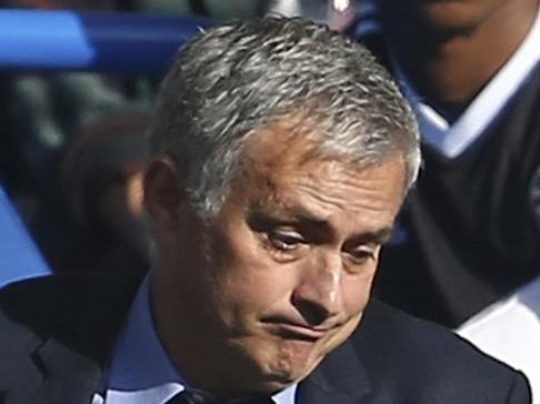 (FILES) In a file picture taken on October 31, 2015 Chelsea's Portuguese manager Jose Mourinho (C) gestures during the English Premier League football match between Chelsea and Liverpool at Stamford Bridge in London. Former Chelsea team doctor Eva Carneiro is launching an individual legal claim against the club's embattled manager Jose Mourinho, Britain's Press Association reported on November 2, 2015. Carneiro's reported claim against Mourinho is further bad news for the 52-year-old, whose position is under scrutiny after Chelsea lost six of their first 11 Premier League games and slumped to 15th place in the table. AFP PHOTO / JUSTIN TALLIS RESTRICTED TO EDITORIAL USE. No use with unauthorized audio, video, data, fixture lists, club/league logos or 'live' services. Online in-match use limited to 75 images, no video emulation. No use in betting, games or single club/league/player publications.