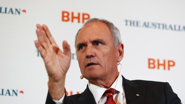 National Australia Bank (NAB) Chairman Ken Henry speaks during the Competitive Advantage Forum in Sydney, Thursday, November 23, 2017. (AAP Image/Daniel Munoz) NO ARCHIVING