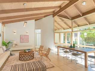 Your Noosa hilltop holiday home