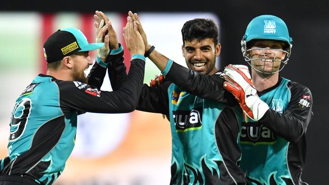 Heat leg-spinner Shadab Khan celebrates taking the wicket of Glenn Maxwell. Photo: AAP Image/Darren England