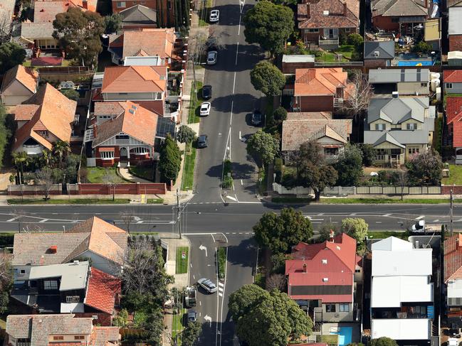 MELBOURNE, AUSTRALIA - AUGUST 26: Houses in Ascot Vale are seen on August 26, 2020 in Melbourne, Australia. Melbourne is in stage four lockdown for six weeks until September 13 after sustained days of high new COVID-19 cases.  (Photo by Robert Cianflone/Getty Images)