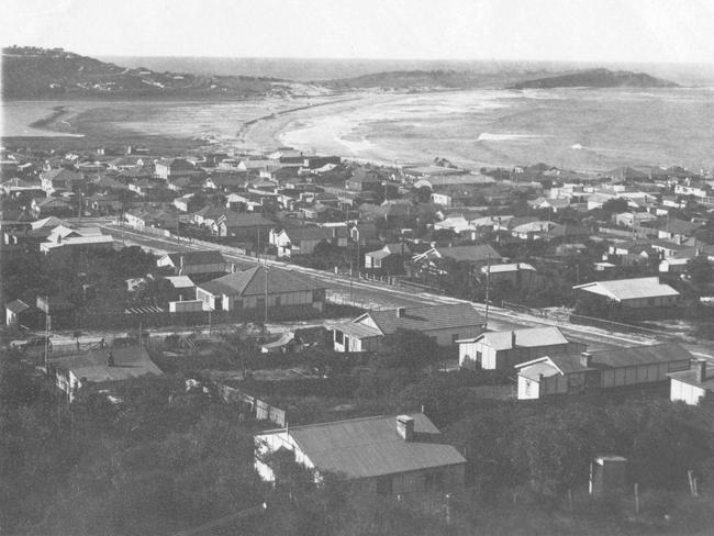 An early view over Dee Why. Photo Northern Beaches Library