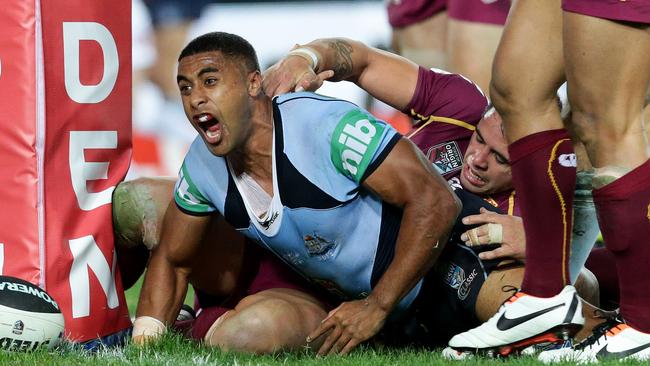 Michael Jennings scores for NSW during State of Origin 1 from ANZ Stadium in Sydney. Pics Adam Head