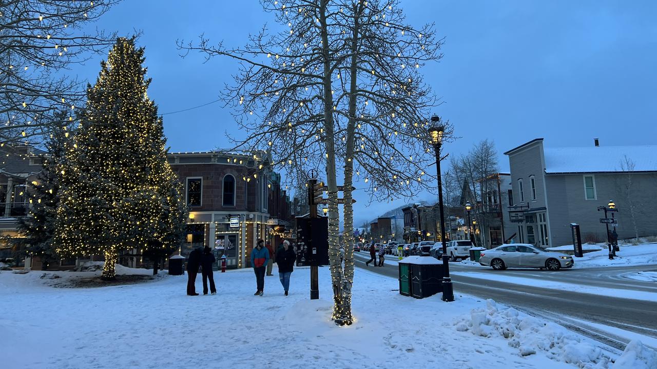 With fairy lights and snow falling, Breckenridge feels like you are in a Christmas movie.