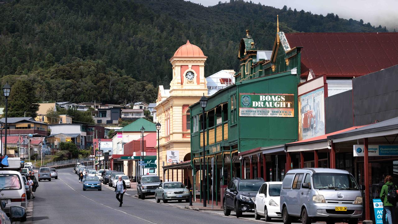 tourism queenstown tasmania