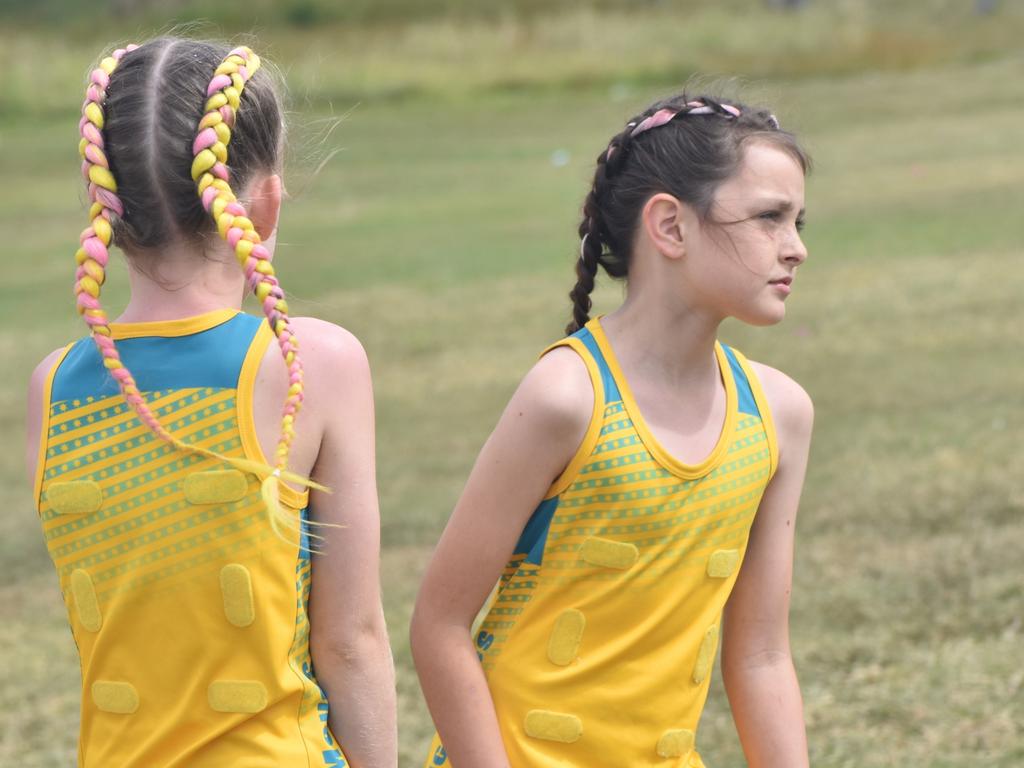 On court at the Cap Coast Junior Netball Carnival at the Barmaryee Multi Sports Precinct, Yeppoon, on August 11, 2024. Photo: Pam McKay