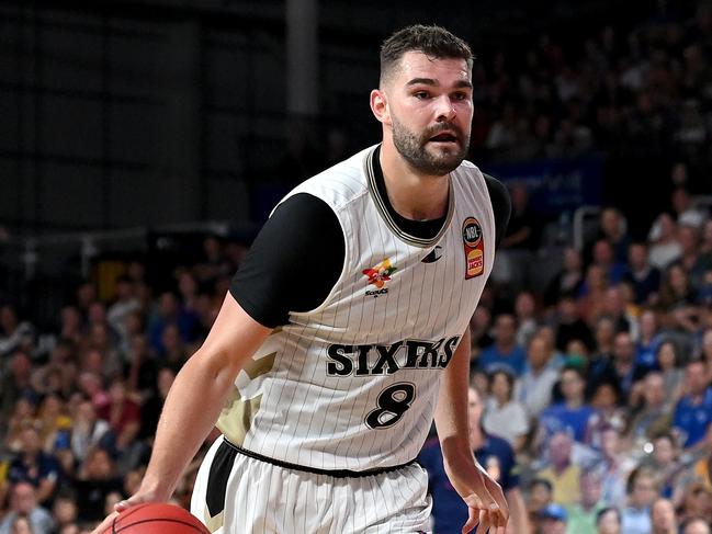 BRISBANE, AUSTRALIA - FEBRUARY 13: Isaac Humphries of the 36ers in action during the round five NBL match between the Brisbane Bullets and the Adelaide 36ers at Nissan Arena, on February 13, 2021, in Brisbane, Australia. (Photo by Bradley Kanaris/Getty Images)