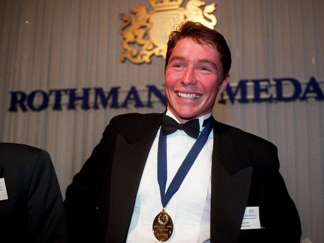 Green celebrates winning the 1995 Rothmans Medal following his superb season at Cronulla.