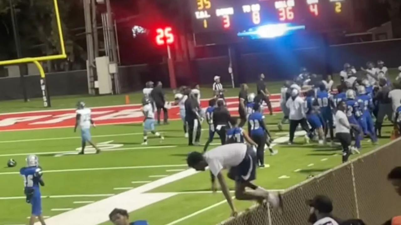 Multiple Players Ejected After Brawl Breaks Out During XFL Game - Sports  Illustrated