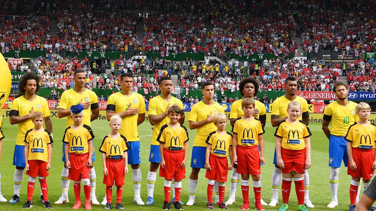 File:20180610 FIFA Friendly Match Austria vs. Brazil Gruppenfoto