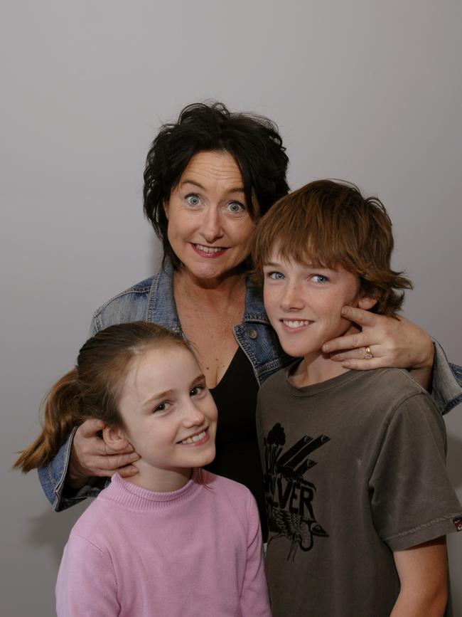 Fiona O'Loughlin in 2008 with her children Mary-Agnes, 10, and Albert 13. Photo: Jon Hargest