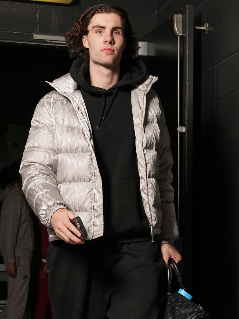 Giddey arriving ahead of Wednesday’s game. (Photo by Jordan Johnson/NBAE via Getty Images)