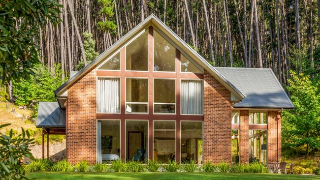 The Mount George property at 92 Mount George Rd was designed to look like a Canadian log-style home but with more modern building materials. Pic: supplied.