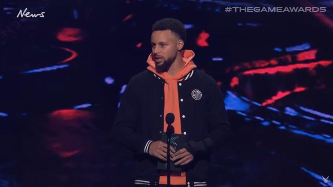 2019 Game Awards: Stephen Curry presents award for Best Esports Players