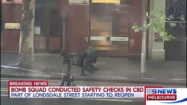 Bomb squad called to Melbourne CBD (9 News)