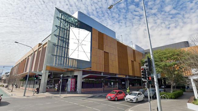 Grand Central Shopping Centre owner Queensland Investment Corporation has lodged plans to install a new digital billboard on the corner of Victoria and Margaret Streets in Toowoomba City.