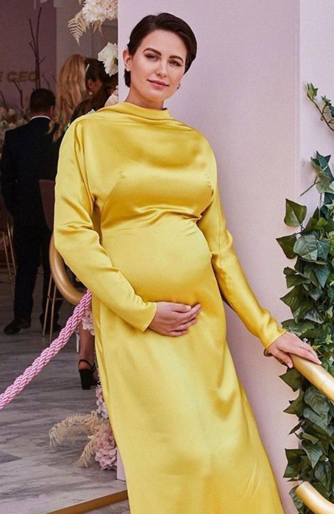 Pregnant Jesinta Franklin.