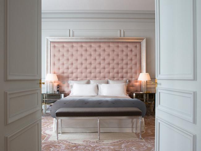 Le Royal Monceau Raffles Paris - Presidential Suite.