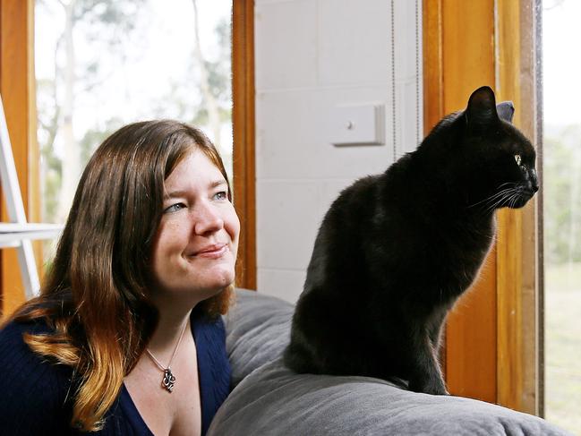 TASWEEKEND. Pet owners and renting. Tania Walker 35 of Ridgeway at home with her cat Moss. Picture: SAM ROSEWARNE.