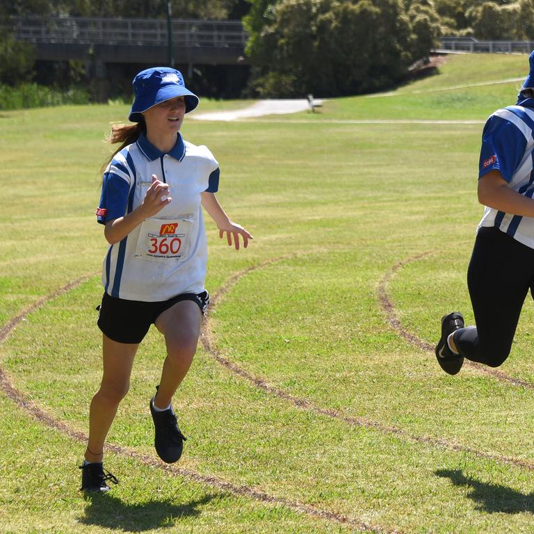 160 McKenzie Hinton, 360 April Davis in action at the Mudgeeraba little athletics competition. (Photo/Steve Holland)