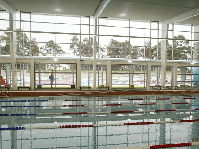 The new indoor 25m pool.