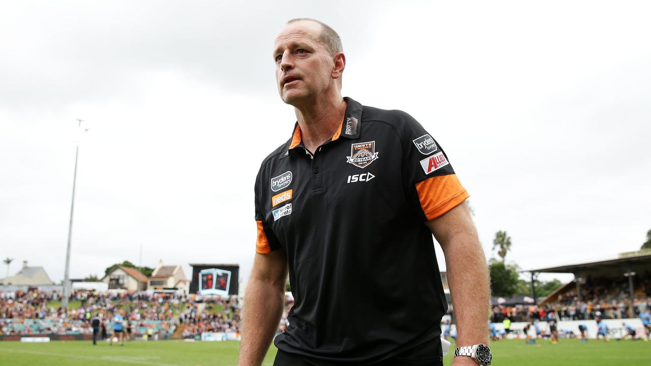 Michael Maguire changed his game plan on the run in Round 1.