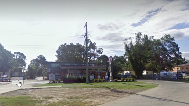 Metro service station at Heatherbrae where police allege Joel Redman attempted to rob with a pistol. Google street view.