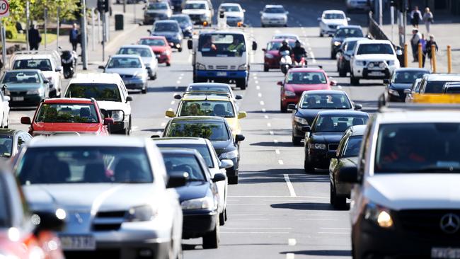 Morning peak hour traffic coming into Hobart along Davey Street. Picture: NIKKI DAVIS-JONES