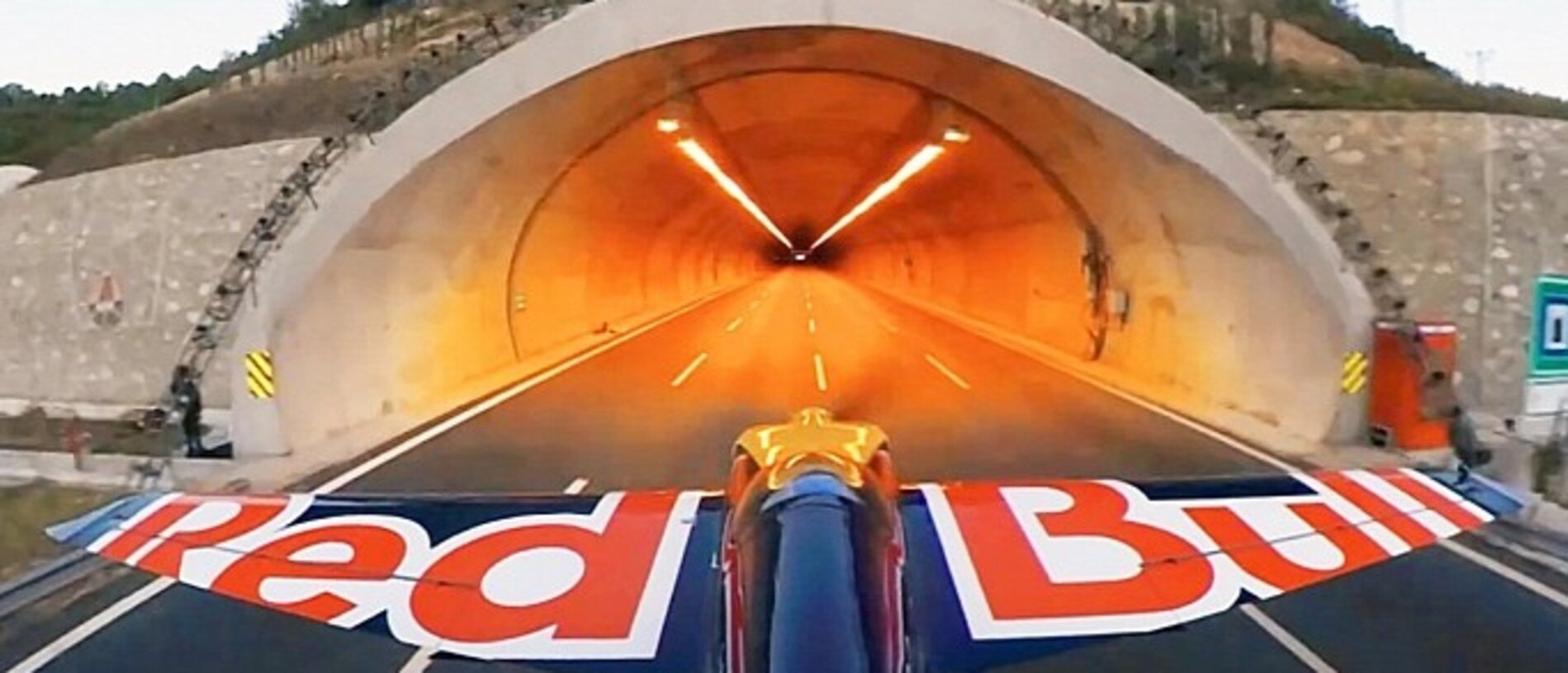 The moment pilot Dario Costa entered one of the Çatalca Tunnels in his specially modified Zivko Edge 540 race plane.