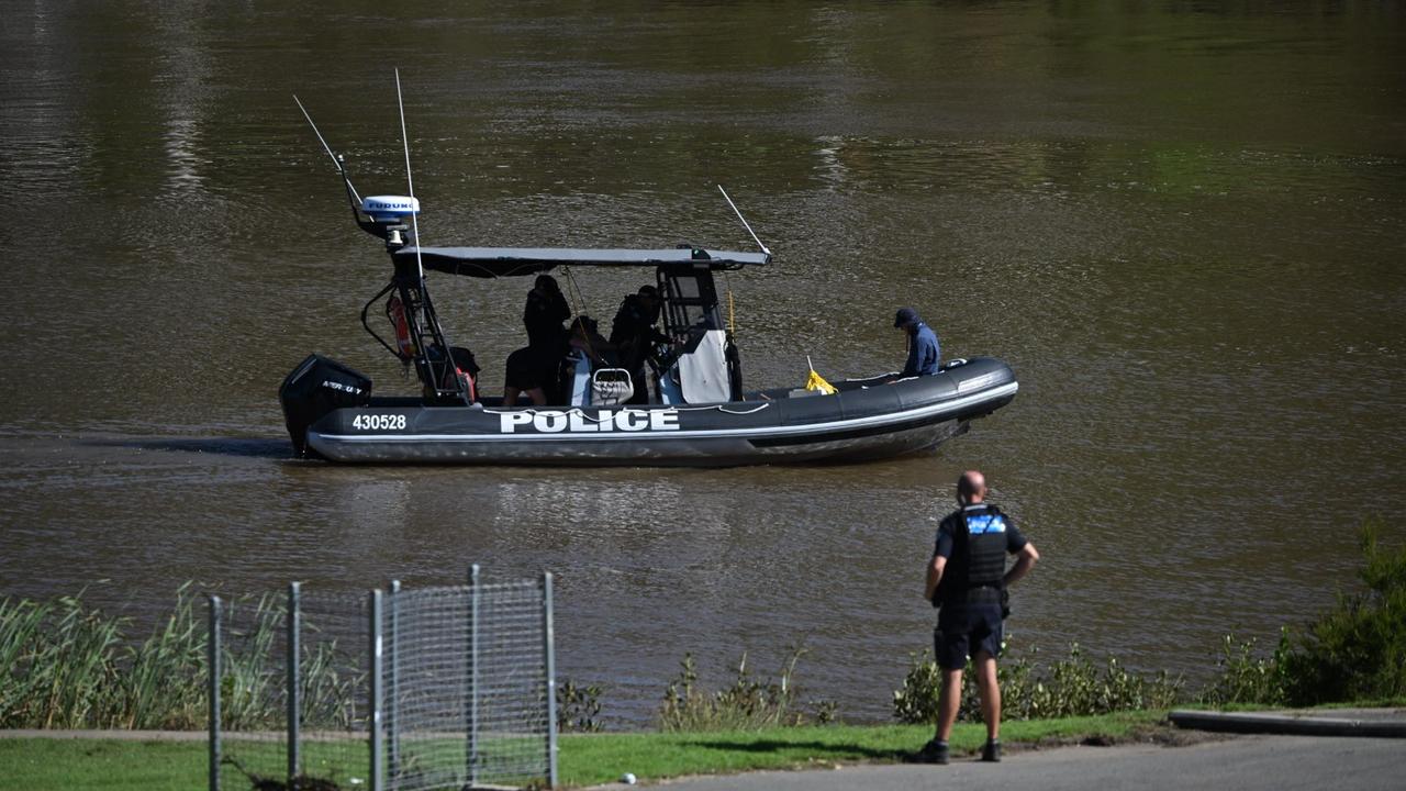 Police search the area. Picture Lyndon Mechielsen