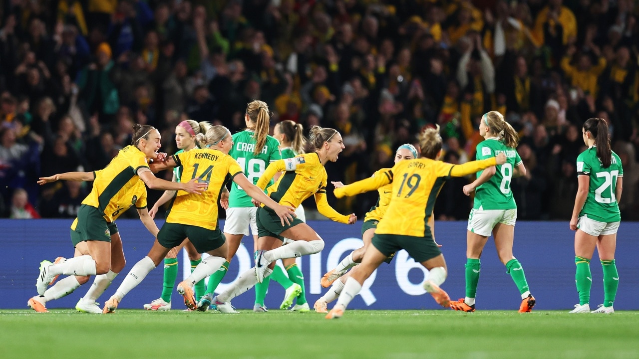 Steph Catley Scores Crucial Penalty As Matildas Win Fifa Womens World Cup Opener 1 0 Over 6477