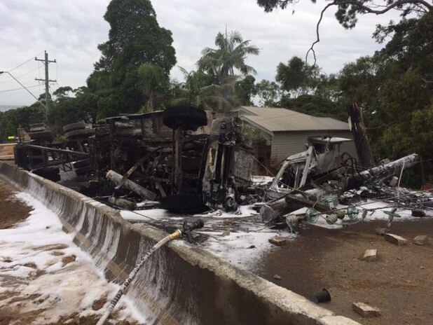 The crash caused chaos on Northern Illawarra roads. Picture: Live Traffic NSW.