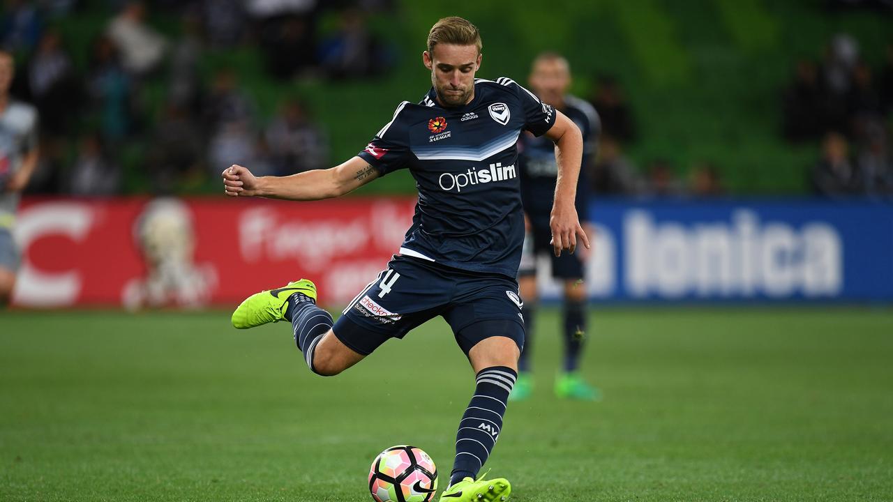 Melbourne Victory agree to sell Mark Milligan to Saudi Arabian club Al-Ahli