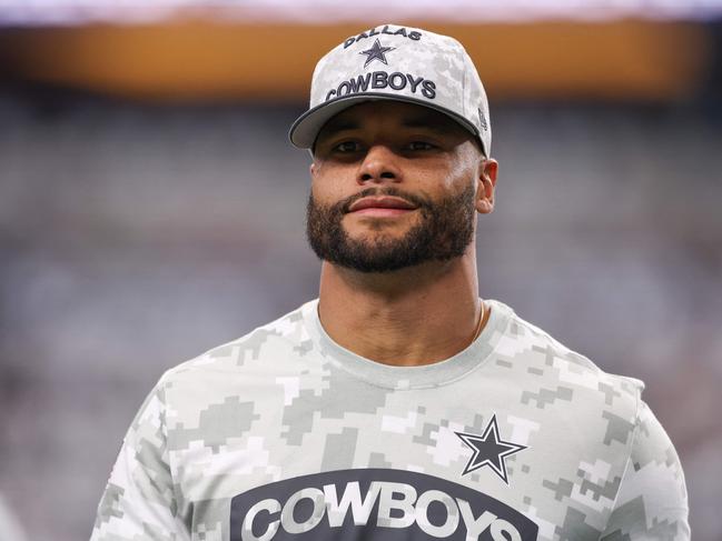 ARLINGTON, TEXAS - NOVEMBER 10: Dak Prescott #4 of the Dallas Cowboys walks the field prior to the game against the Philadelphia Eagles at AT&T Stadium on November 10, 2024 in Arlington, Texas.   Sam Hodde/Getty Images/AFP (Photo by Sam Hodde / GETTY IMAGES NORTH AMERICA / Getty Images via AFP)